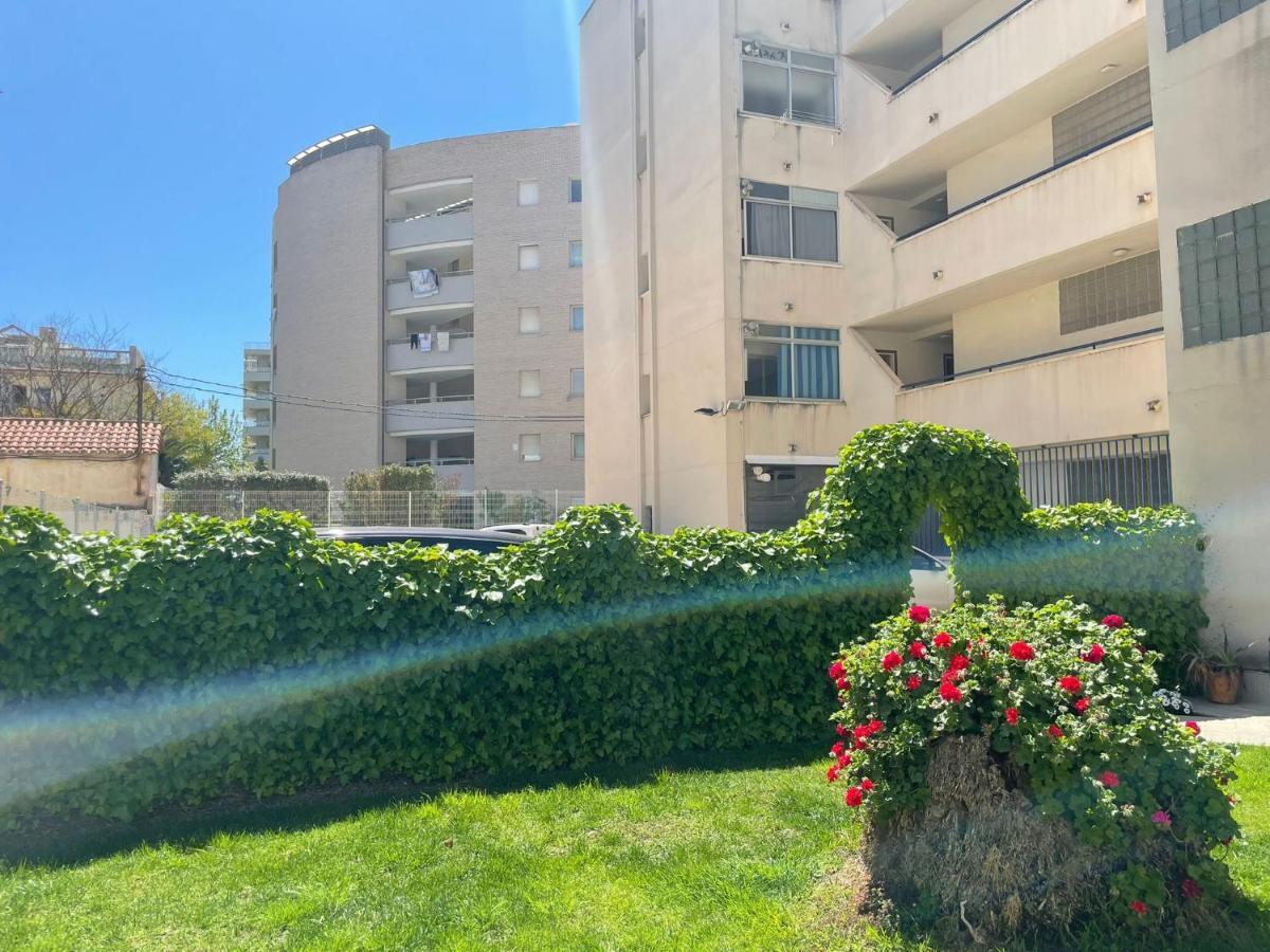 Apartamento Paris ซาลอว์ ภายนอก รูปภาพ